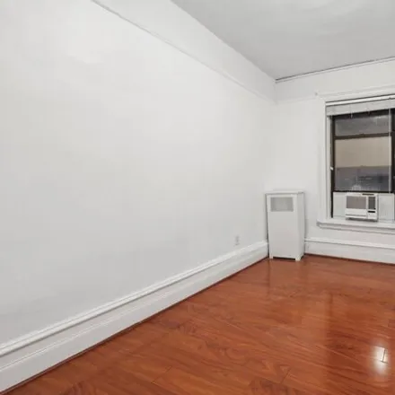 Image 6 - Variazioni, 2603 Broadway, New York, NY 10025, USA - Apartment for rent