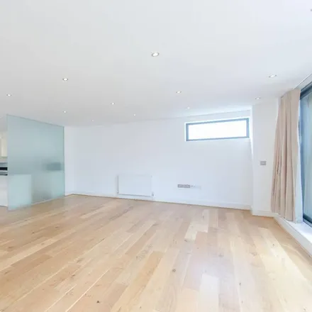 Rent this 2 bed apartment on 10-28 Chambers Street in London, SE16 4WG