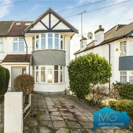 Buy this 5 bed duplex on Barford Close in London, NW4 4XG