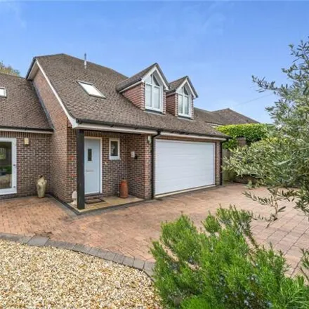 Buy this 3 bed house on Barrs Wood Road in New Milton, BH25 5HS