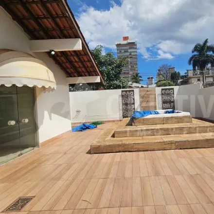 Rent this 4 bed house on Rua Duque de Caxias in Lídice, Uberlândia - MG