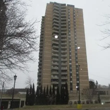 Buy this 1 bed condo on 404 Groveland Avenue in Minneapolis, MN 55403
