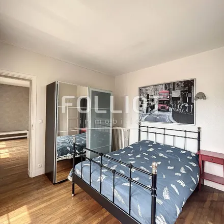 Image 9 - 2 B Rue Saint-Maur, 50200 Coutances, France - Apartment for rent