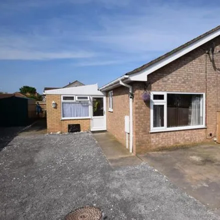 Buy this 2 bed house on Goodwin's Charity Farm in Goodwin Drive, Hogsthorpe