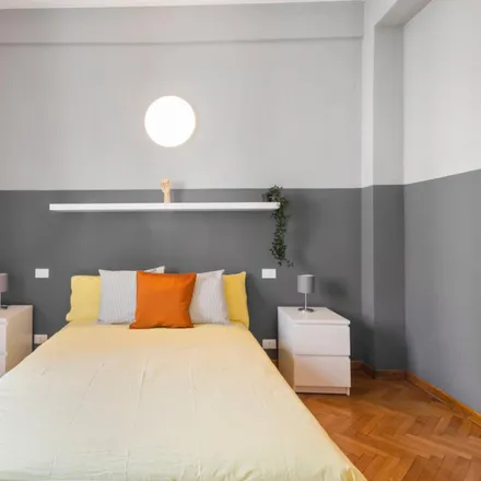 Rent this 5 bed room on New Caffè Italiano in Viale Vittorio Veneto, 20124 Milan MI