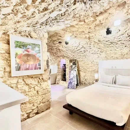 Rent this studio apartment on Aix-en-Provence in Bouches-du-Rhône, France