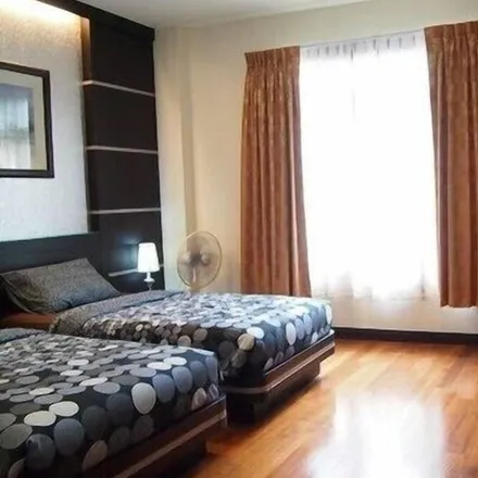 Rent this 2 bed apartment on Changwat Mukdahan 76120
