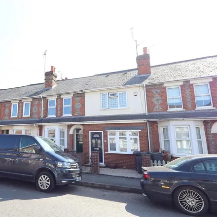 Rent this 2 bed townhouse on 30-56 Briant's Avenue in Reading, RG4 5AS