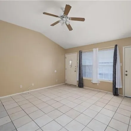 Image 2 - 3717 West Joby Street, Edinburg, TX 78541, USA - Apartment for rent