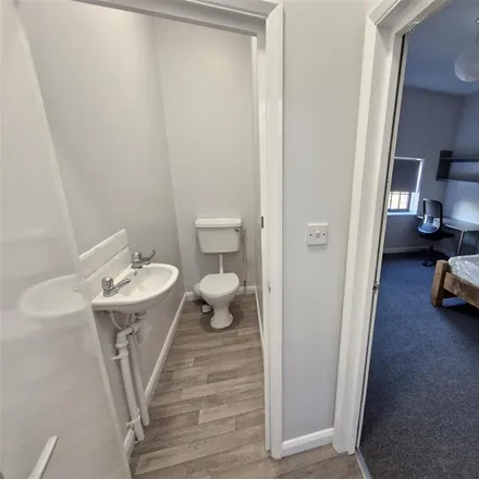 Rent this 5 bed apartment on The Old Gatehouse in 37 Handel Street, Nottingham
