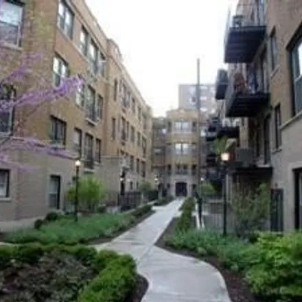 Image 3 - 1219-1231 West Greenleaf Avenue, Chicago, IL 60645, USA - Condo for rent