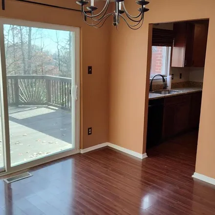 Image 5 - 9211 Hines Estates Drive, Parkville, MD 21234, USA - Townhouse for rent