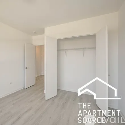 Image 8 - 1544 W Glenlake Ave, Unit 4F - Apartment for rent