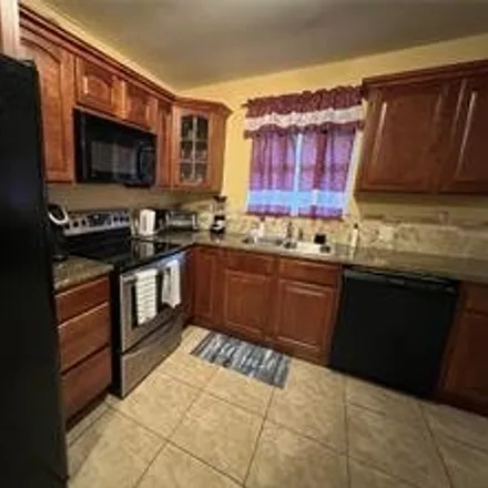 Rent this 2 bed townhouse on Hollywood in FL, US