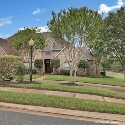 Buy this 5 bed house on Olde Oaks Golf Course in 60 Golf Club Drive, Haughton