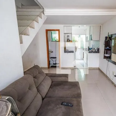 Buy this 2 bed house on Rua Luanda 480 in Canaã, Belo Horizonte - MG