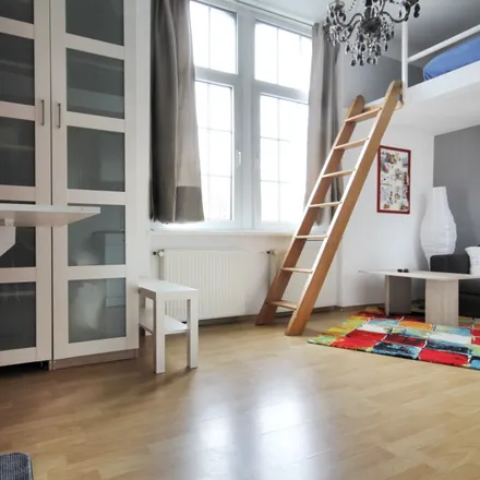 Rent this 1 bed apartment on Habsburgerallee 11 in 60385 Frankfurt, Germany