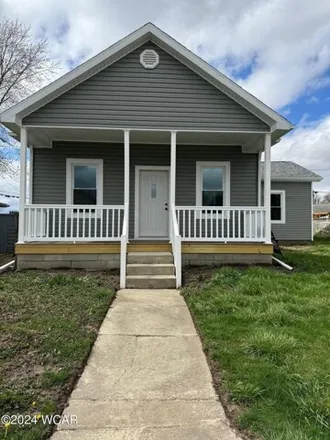 Buy this 3 bed house on 401 Decatur Street in Kenton, OH 43326