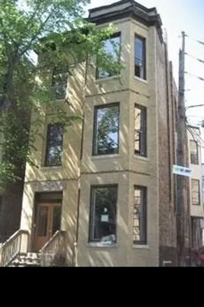 Rent this 3 bed apartment on 850 West Fletcher Street