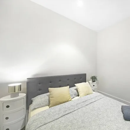 Image 1 - Carlton, Melbourne, Victoria, Australia - Apartment for rent