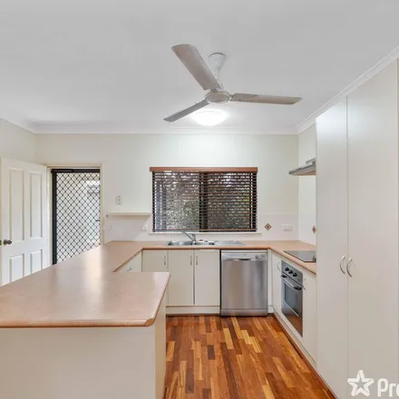Image 3 - Silky Oak Court, Mooroobool QLD 4870, Australia - Apartment for rent
