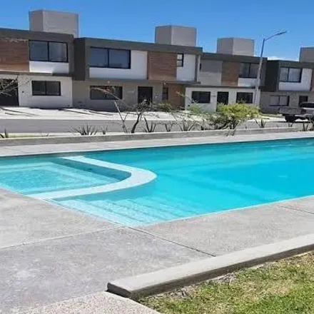 Rent this 2 bed apartment on Circuito Universidades 1 in 76146, QUE
