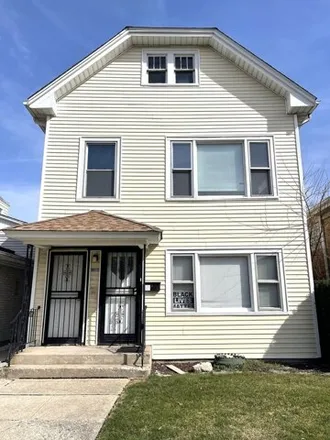 Rent this 3 bed apartment on 1343 East Avenue in Berwyn, IL 60402