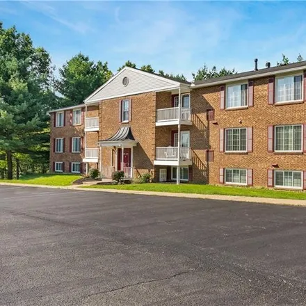 Buy this 2 bed condo on 951 Woodhollow Drive in Fernway, Cranberry Township