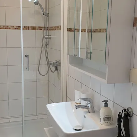 Rent this 3 bed apartment on Hofsteder Straße 27 in 44791 Bochum, Germany