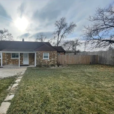 Rent this 3 bed house on 1329 W 55th St in Countryside, Illinois