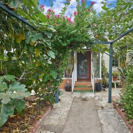 Image 9 - Alley 80357, Los Angeles, CA 91331, USA - House for sale