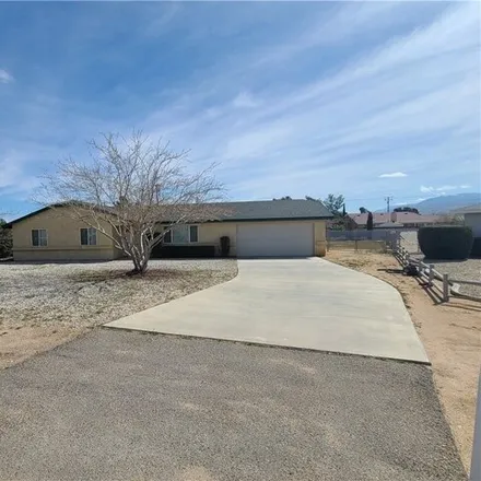 Image 1 - 11345 Otowi Road, Apple Valley, CA 92308, USA - House for sale