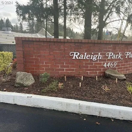 Image 2 - Raleigh Park Plaza, 4460 Southwest Scholls Ferry Road, Portland, OR 97225, USA - Condo for sale