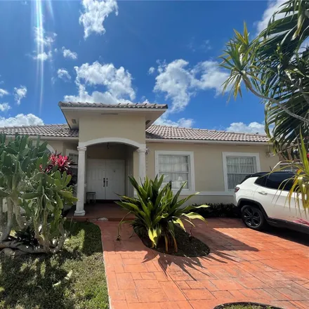 Image 1 - 16473 Northwest 76th Place, Hialeah, FL 33015, USA - House for sale