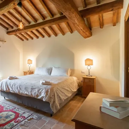 Rent this 4 bed house on 53022 Buonconvento SI