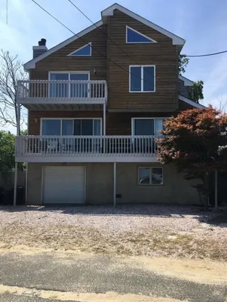 Rent this 4 bed house on 1 Beach Boulevard in Highlands, Monmouth County