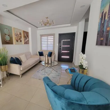 Rent this studio house on unnamed road in 090902, Guayaquil