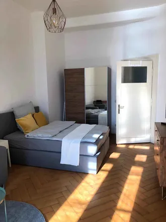 Rent this 4 bed room on Wittelsbacherstraße 5 in 80469 Munich, Germany