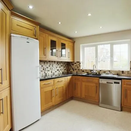 Image 4 - Deanery Crescent, Leicester, LE4 2WD, United Kingdom - House for sale