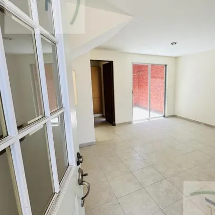 Rent this 2 bed house on unnamed road in 52104 San Mateo Atenco, MEX
