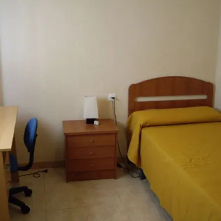 Rent this 1 bed apartment on Carrer de Josep Benlliure in 37, 46011 Valencia