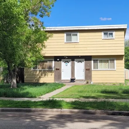 Buy this studio house on 324 21st Street Northwest in Minot, ND 58703