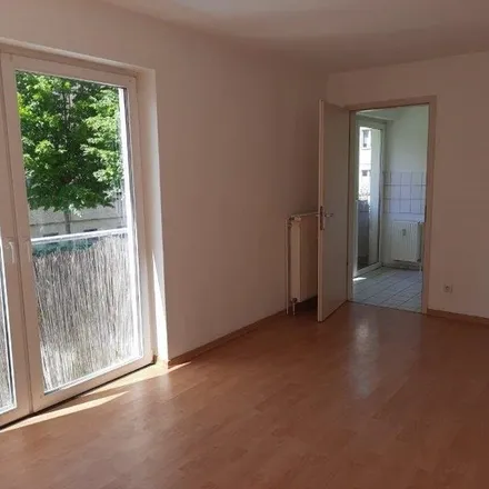 Rent this 2 bed apartment on Hirtenstraße 9 in 06110 Halle (Saale), Germany