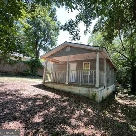Buy this 2 bed house on 4048 Floyd Avenue in Macon, GA 31204