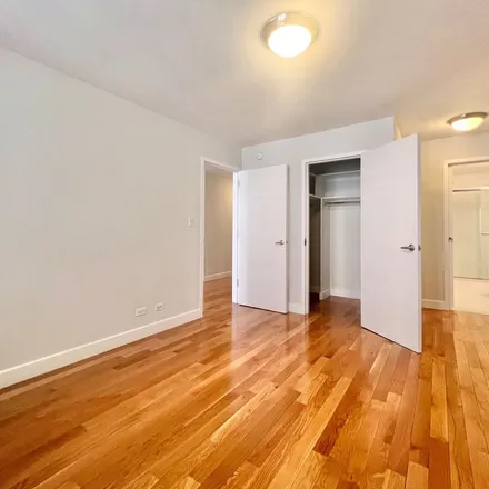Rent this 3 bed apartment on 210 West 89th Street in New York, NY 10024