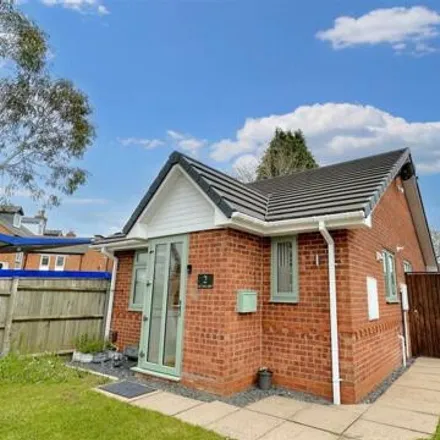 Buy this 1 bed house on 2 York Close in Stirchley, B30 2HN
