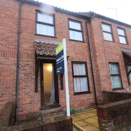 Rent this 2 bed townhouse on 96 Walkergate in Beverley, HU17 8AE