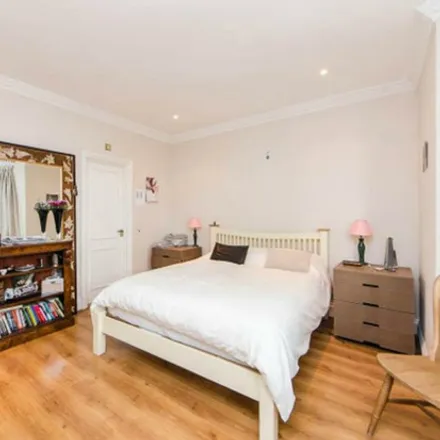 Image 3 - Hyde Park Mansions, 10 Cabbell Street, London, NW1 5BA, United Kingdom - Room for rent