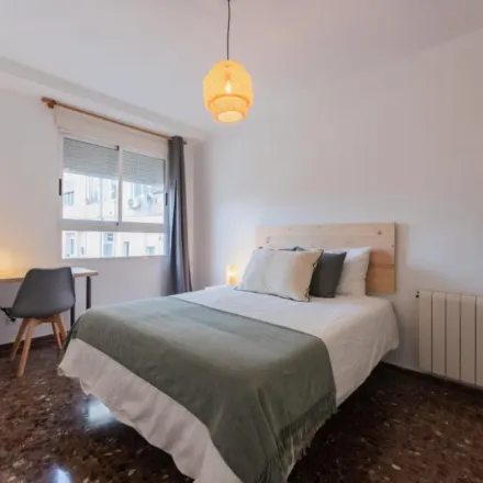 Rent this 6 bed apartment on Carrer de Marvà in 4, 46007 Valencia