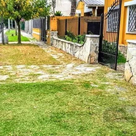 Buy this 3 bed house on Avenida Espora 4603 in 1852 Burzaco, Argentina